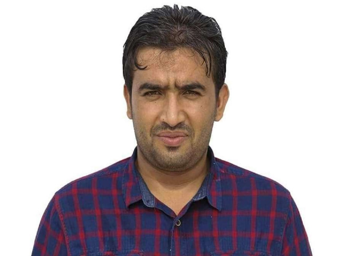 الصحفي هشام الشبيلي يتعرض للاعتداء في مأرب