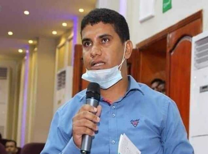 الإفراج عن الصحفي عبيد واكد عقب ساعات من اعتقاله في المكلا