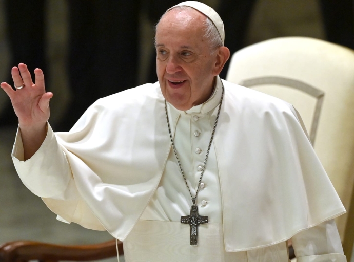 صحفيات بلاقيود: على البابا فرنسيس توظيف زيارته للبحرين لمناقشة حرية الرأي والتعبير