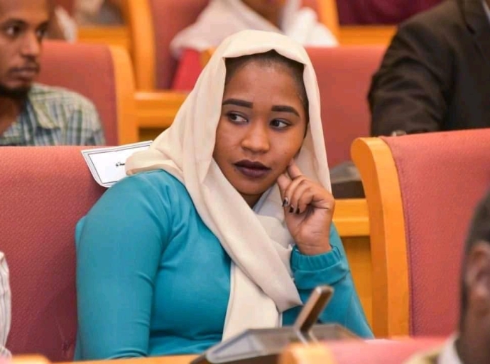 السودان: التضييق على الصحفية رشا حسن